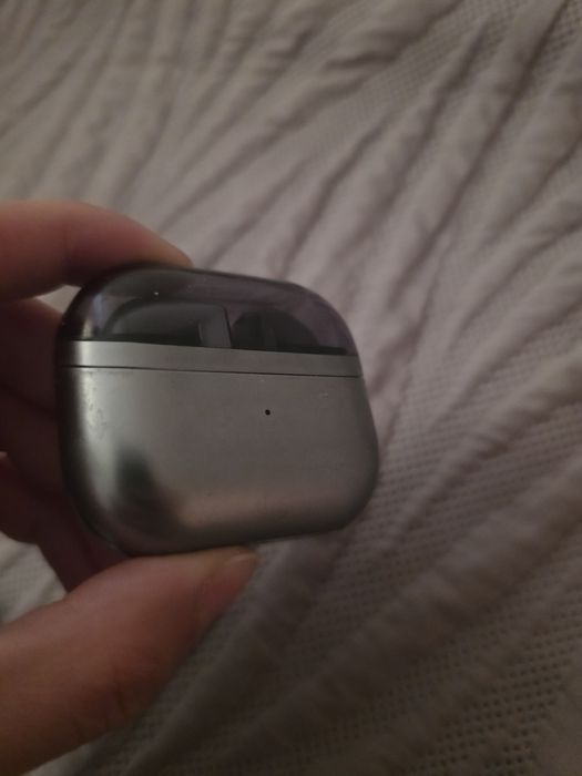 Срочно продам наушники samsung buds 3