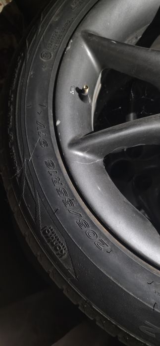 De Vanzare 2 seturi de roti pentru  HONDA