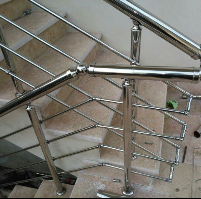 Montaj scari, balustrade.