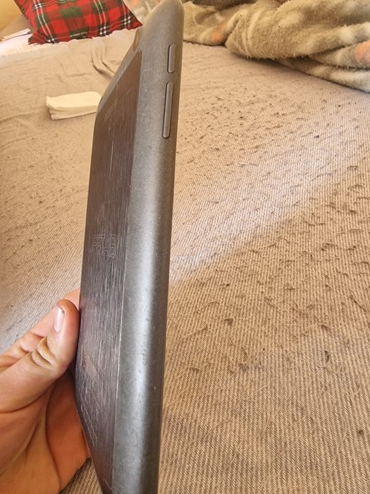 Продавам Таблет Lifetab