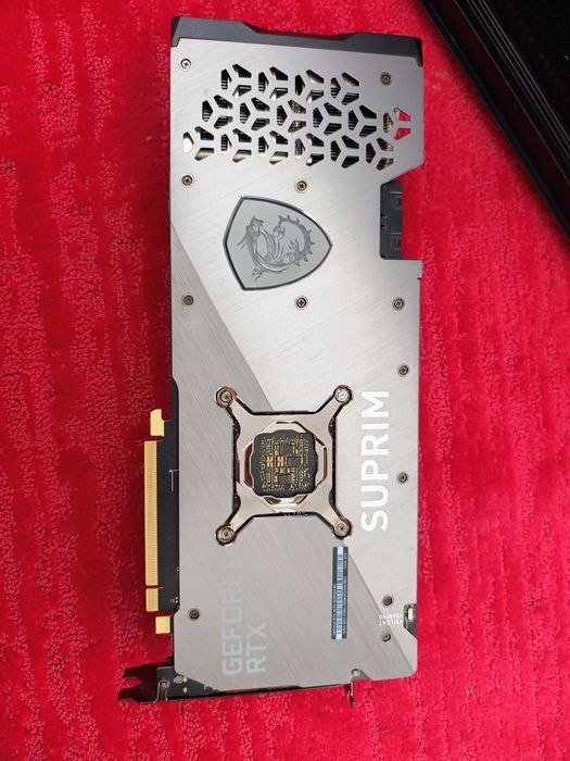 Vând placa video RTX 3070 Suprime X 8gb 256Mhz