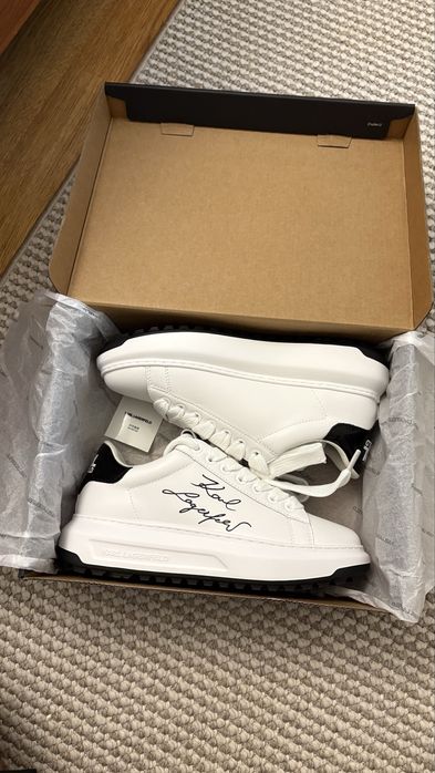 Adidasi Karl Lagerfeld noi