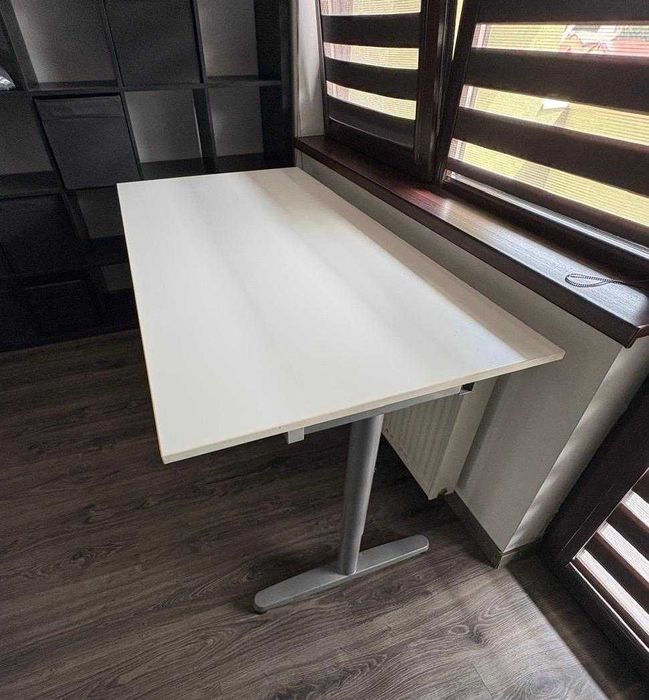 Birou IKEA reglabil pe înălțime, 160x80 cm