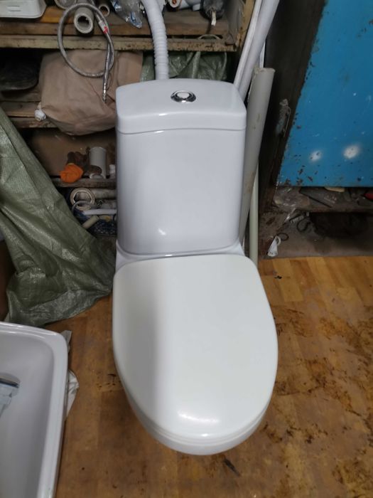 Продам Унитаз б/у