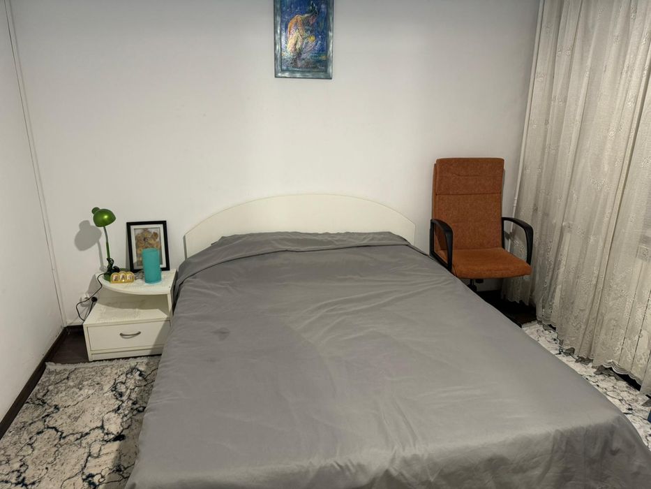 Inchiriez doua camere Decebal