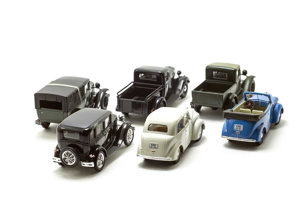 Игрушечные ретро автомобили, машины ф-мы Наш Автопром, масштаб 1:43.