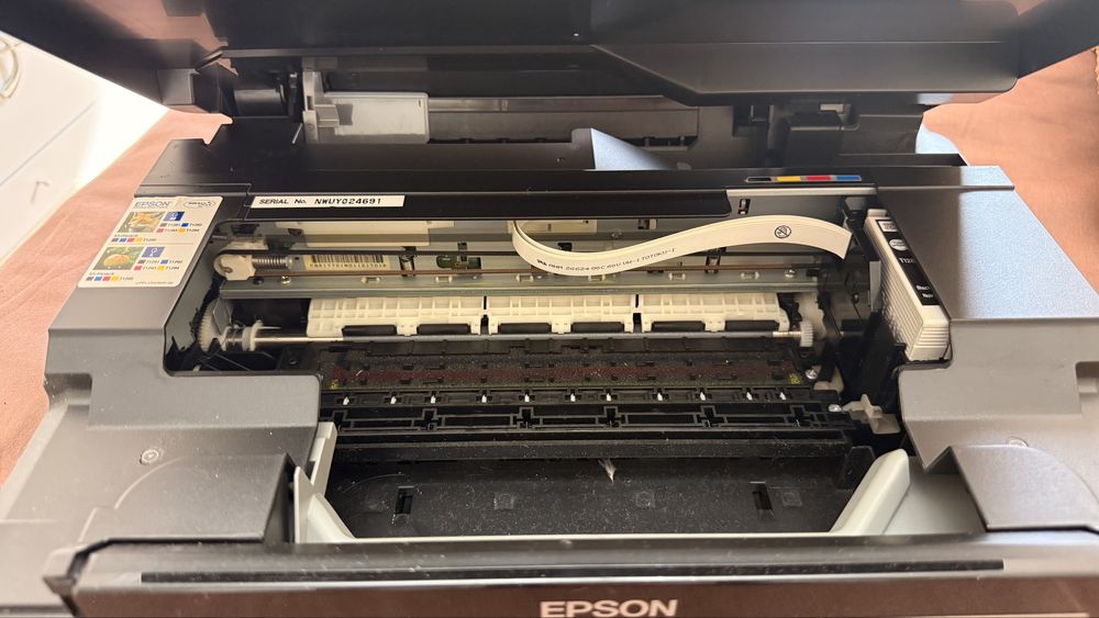 Продам принтер epson бу