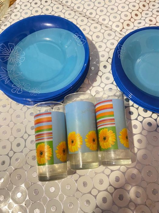 Набор суповых тарелок