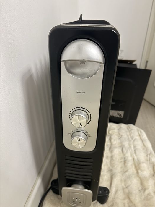 Calorifer electric cu ulei