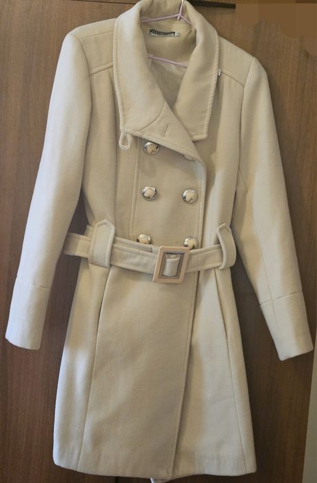 Дамско дълго палто