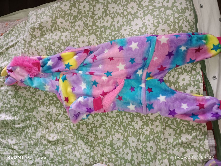 Продаю кигуруми единорог