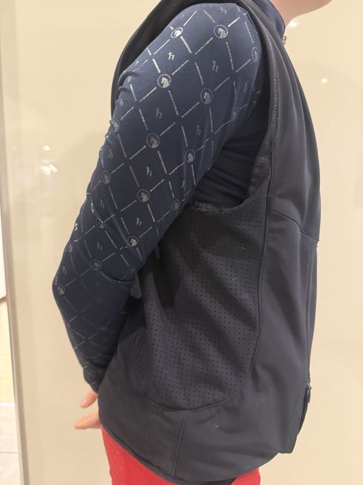 Vand Vesta FreeJump Airbag Technology marimea S copil,folosita 10 luni