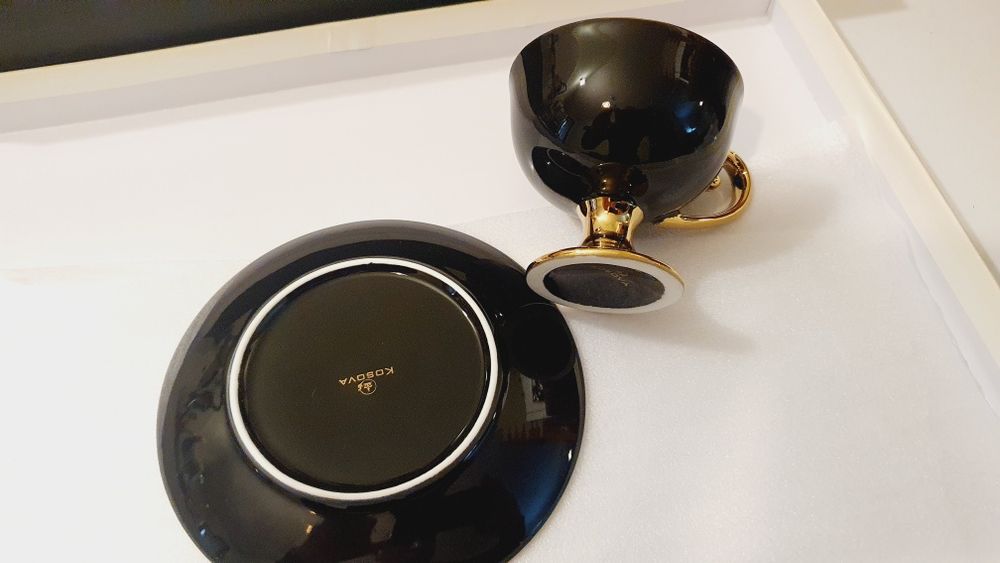 Уникален комплект чаши за кафе