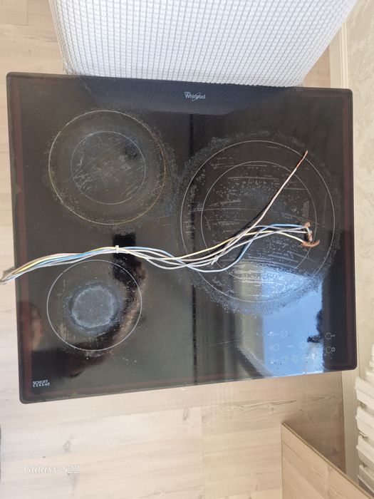 Продам электрический плиту