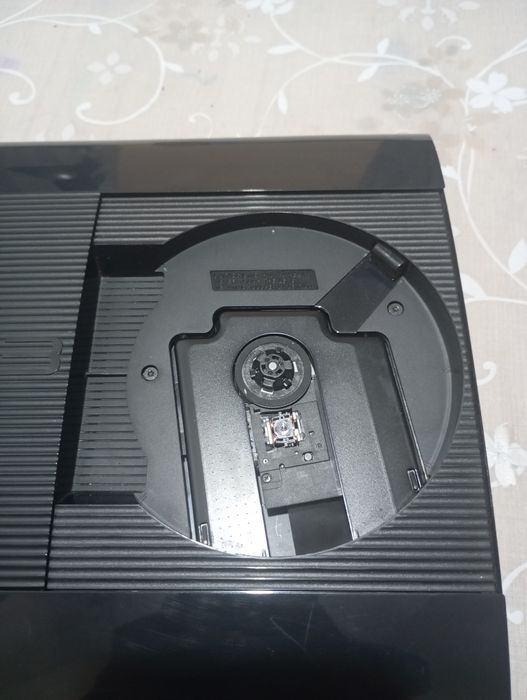 Плейстейшен 3 супер слим