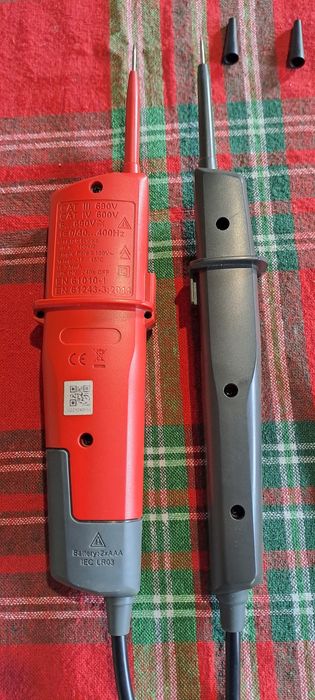 Tester tensiune UNI-T