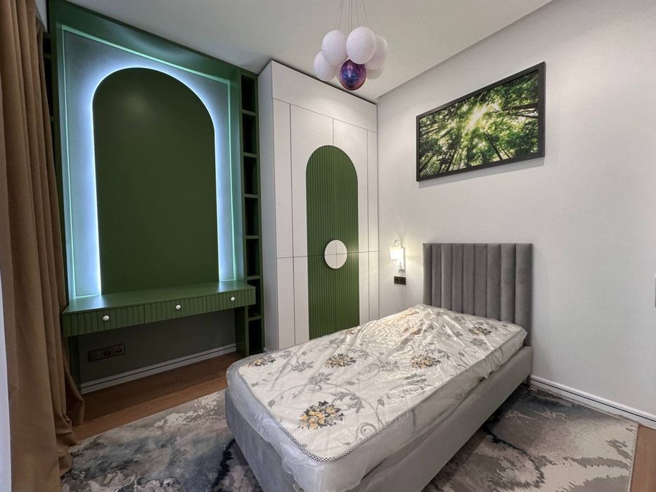 4 комнатная Дуплекс квартира на Тараса Шевченко