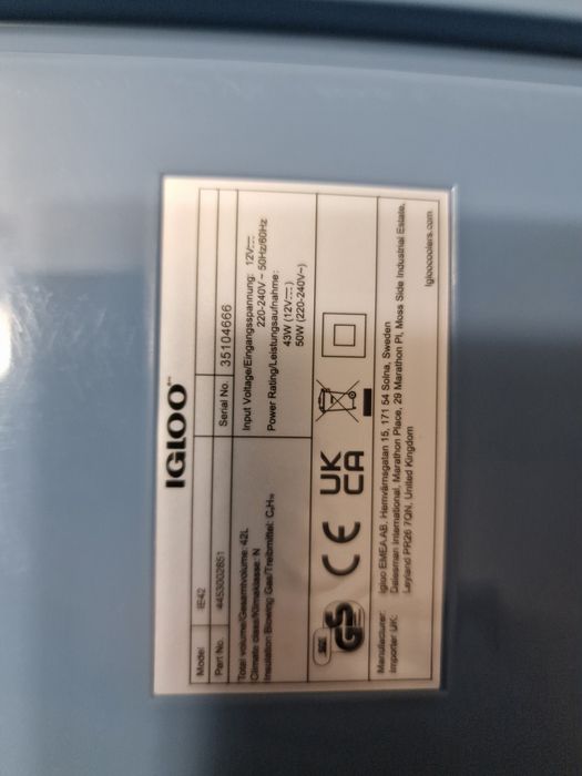 Lada frigorifica IGLOO IE42 42L 12V/230V | Desigilata pentru proba