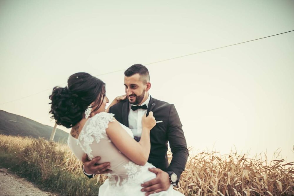 Булчинска рокля на Стоян Радичев