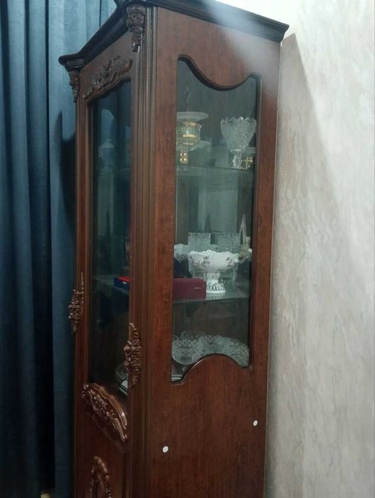 Продам пенал для гостиной СРОЧНО