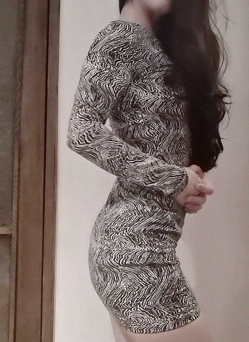 Къса рокля - нова с етикет, размер xs