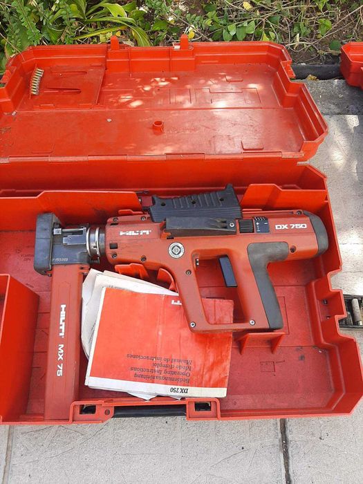 HILTI DX 750 инструмент за директен монтаж