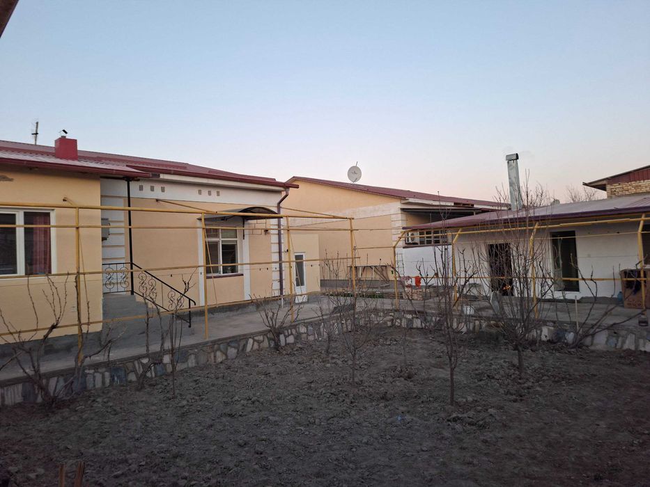 Шаҳар марказига яқин 6 сотихлик замонавий котеж сотилади!