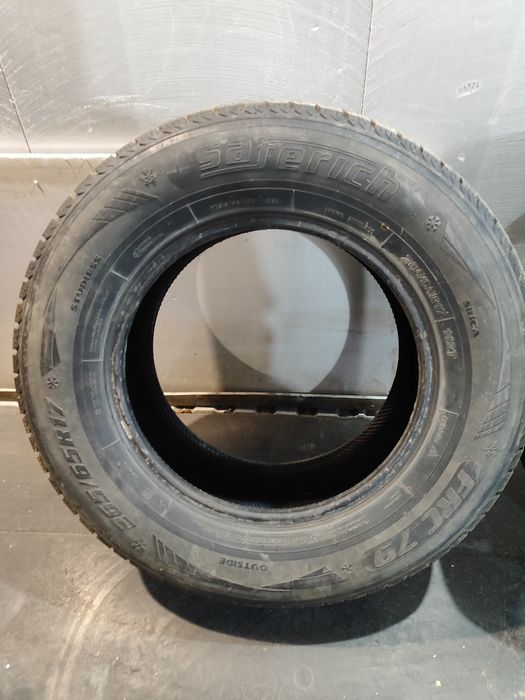 Продам  резину липучку 265/65/R17