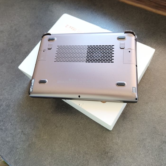 Laptop - consola - GPD - Ryzen 7 - 6000serie - 32GB - 1TB - LTE