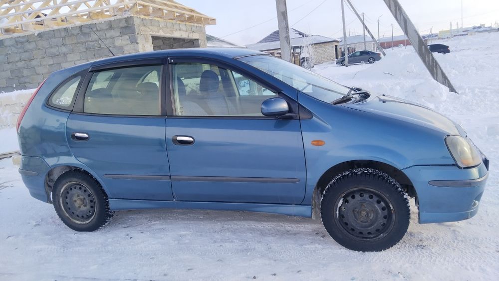 Машина сатылады  продам машину