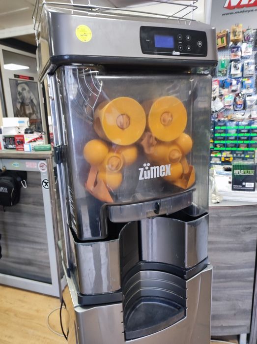 Фреш Машина за портокали Zumex Versatile Pro