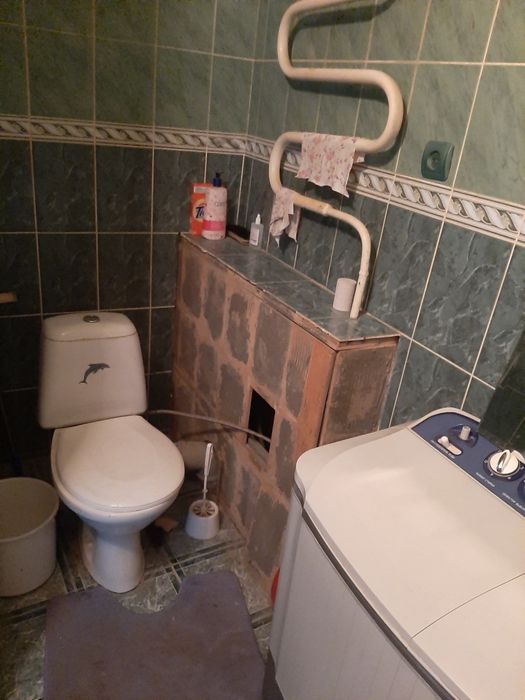 Продам 1,5 Пр. Назарбаева 48(сталинка)!