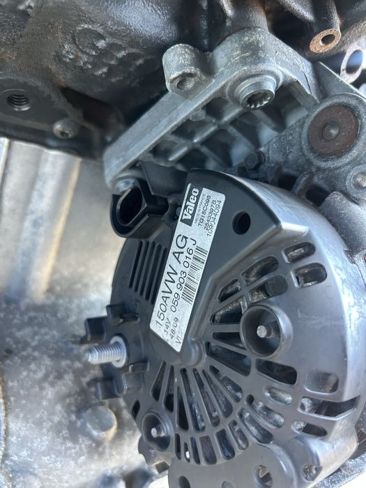 Alternator Audi A5 2.7 Tdi 2009