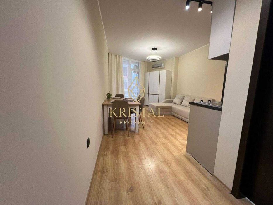 ID: 753 Продава се. Двустаен апартамент на брега на морето в Свети Влас