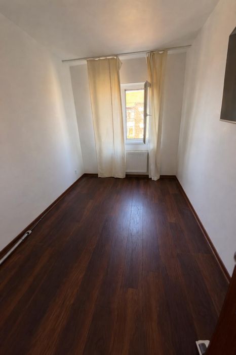 Apartament de vanzare lipovei 5 min de mers pe jos mall!!