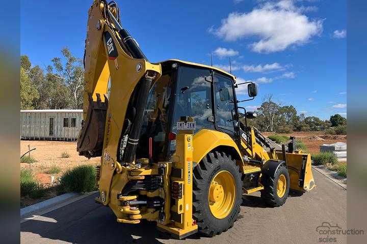 Экскаватор-погрузчик Caterpillar 432