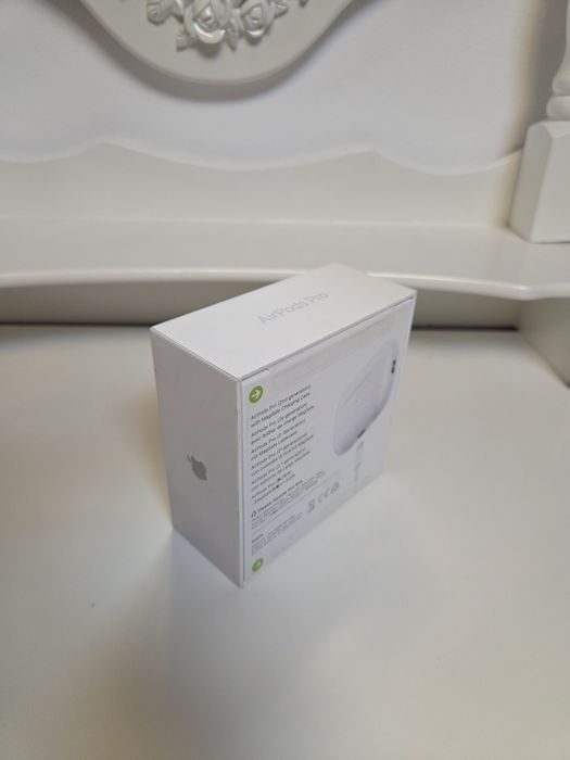 AirPods Pro ( 2nd Gen ) with MagSafe Charging Case 100% ORIGINALE SIGI