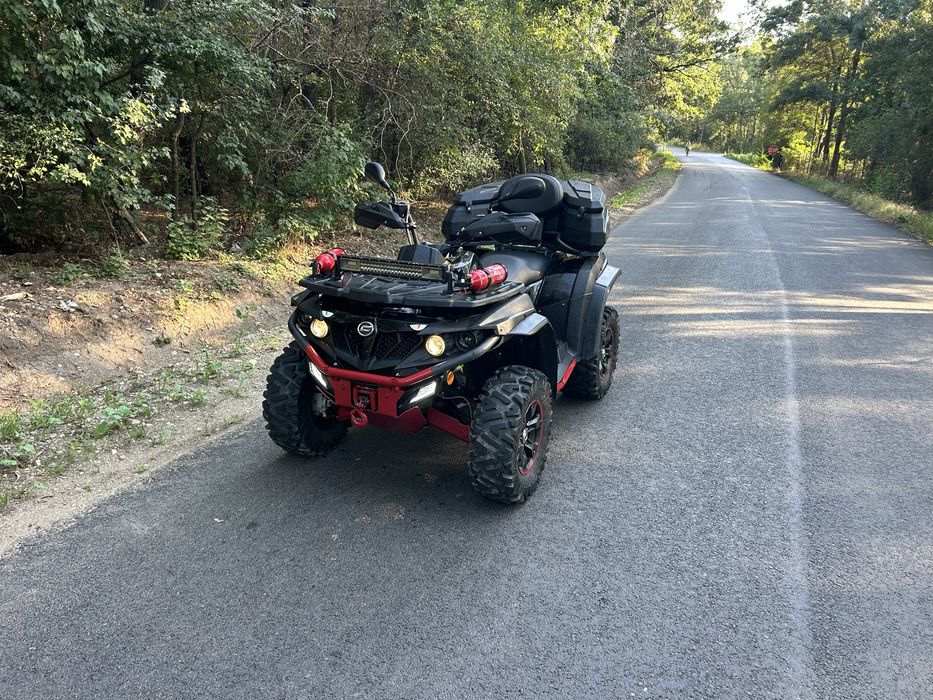Vand sau schimb cu auto ,atv cf moto 600