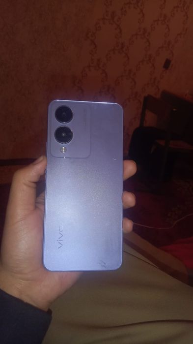 Продам Vivo y17s 8/128