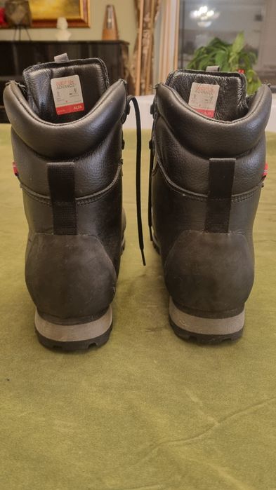 Bocanci de iarna de buna calitate,Gore-Tex