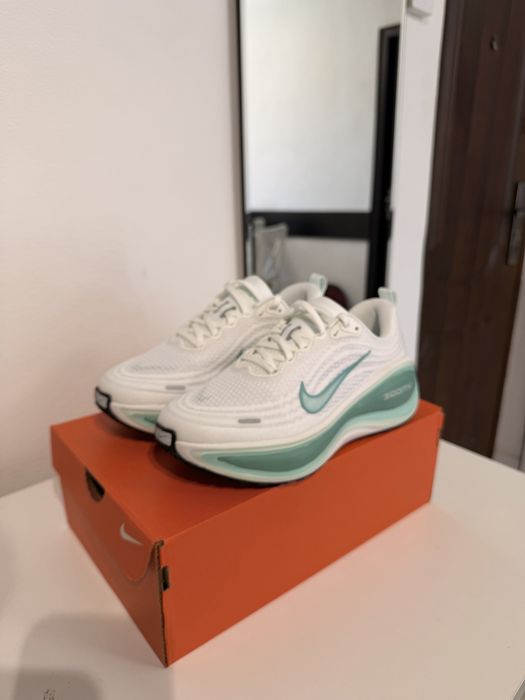 Nike Vomero Plus White Bleached Turquoise