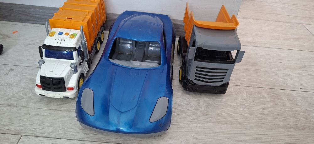 Машинки игрушки по 500