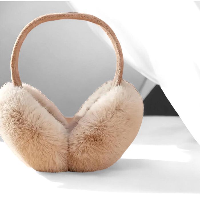 Страхотни Много пухкави и топли ушанки в различни цветове