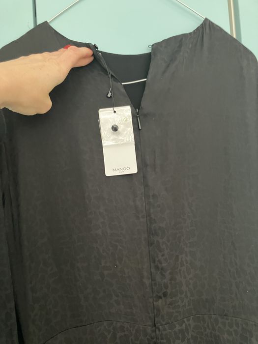 Черна рокля,  Mango