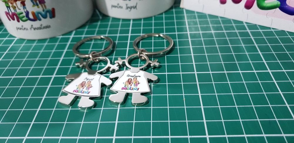 Brelocuri personalizate – băiețel & fetiță