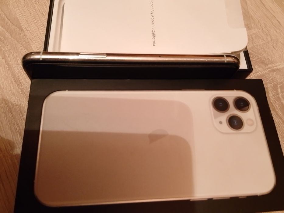 Продам айфон 11 про 512