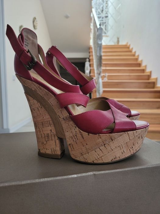 Новые босоножки фирма Nine West