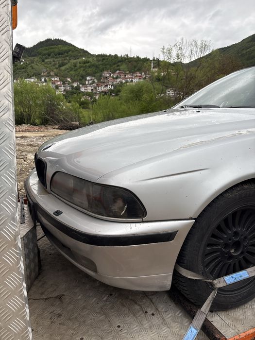 BMW E39 НА ЧАСТИ