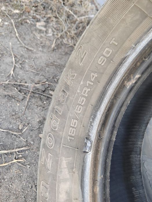 Продам пару летних шин