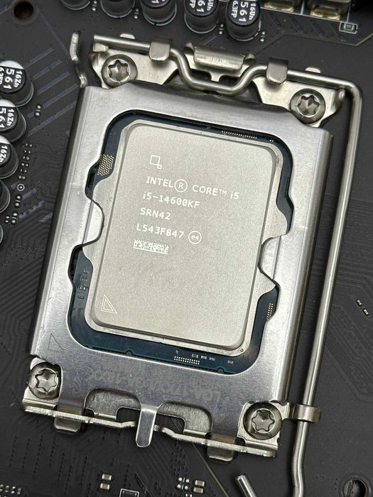 Комплект: MSI PRO Z690-A DDR4 | i5-14600KF | Deepcool AG620 Digital